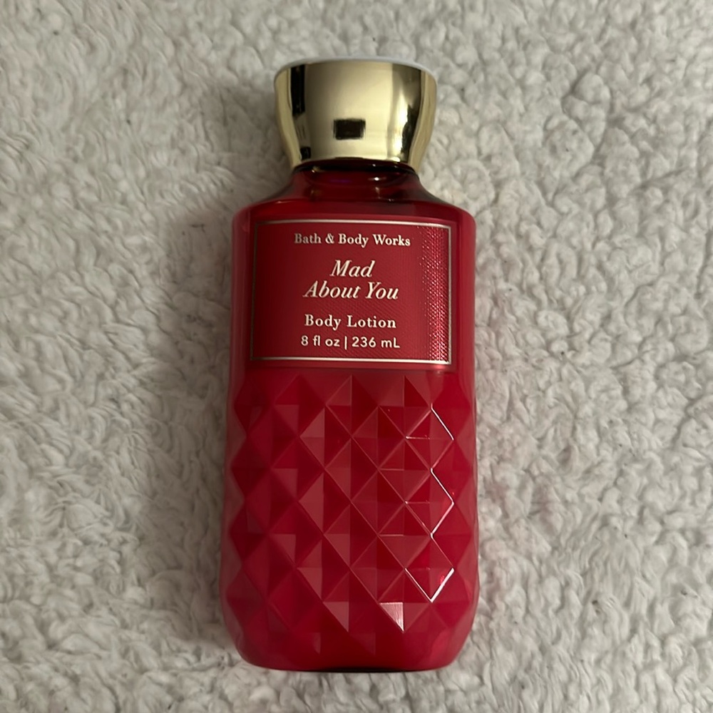 Bath & Body Works Mad About You Body Lotion